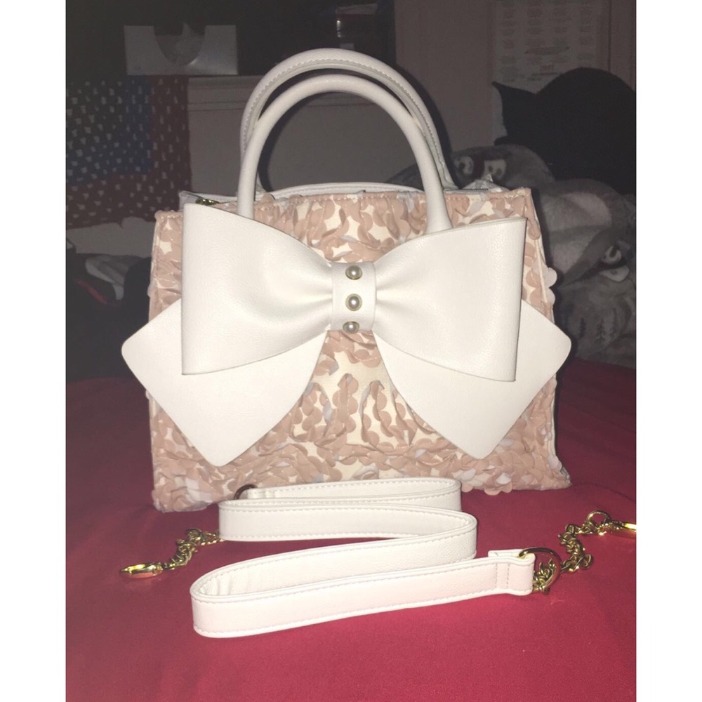 New Betsey Johnson bag